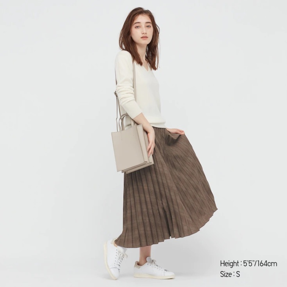 UNIQLO Pleated Skirt